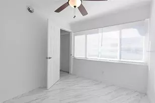 7050 Versailles N, Pinellas Park, FL 33781 - Photo 20