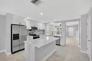 10830 Lake St Charles Blvd, Riverview, FL 33578 - Photo 12