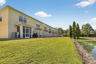 10830 Lake St Charles Blvd, Riverview, FL 33578 - Photo 28