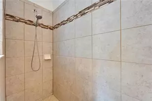 11911 Sunburst Marble Rd, Riverview, FL 33579 - Photo 28