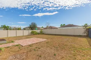 11241 Spring Point Cir, Riverview, FL 33579 - Photo 32