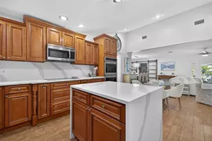 8718 Palisades Dr, Tampa, FL 33615 - Photo 16