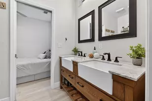 8718 Palisades Dr, Tampa, FL 33615 - Photo 28