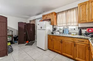 1705 W Norfolk St, Tampa, FL 33604 - Photo 24
