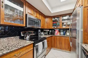 5220 Brittany Dr S, Saint Petersburg, FL 33715 - Photo 8