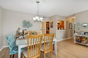 5220 Brittany Dr S, Saint Petersburg, FL 33715 - Photo 20