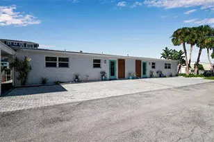 713 St Judes Dr S, Longboat Key, FL 34228 - Photo 2