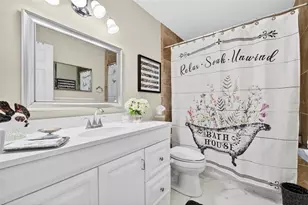 2040 World Pkwy Blvd, Clearwater, FL 33763 - Photo 16