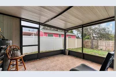 8611 Chinaberry Drive, Tampa, FL 33637 - Photo 36