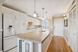 3400 Cove Cay Dr, Clearwater, FL 33760 - Photo 6