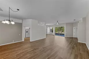 4346 Breckenridge Way, Sarasota, FL 34235 - Photo 6