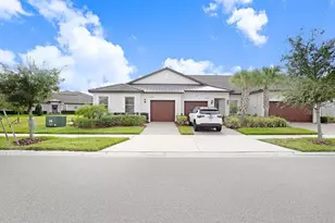 10282 Echo Dock Loop, San Antonio, FL 33576 - Photo 4