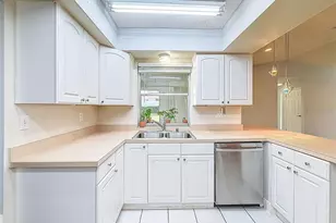 1961 Canadiana Ct, Dunedin, FL 34698 - Photo 18