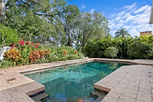 12915 Golf Crest Terrace, Tampa, FL 33618 - Photo 56