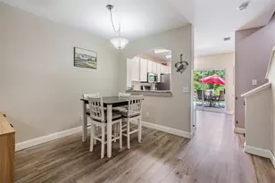 5886 Fishhawk Ridge Dr, Lithia, FL 33547 - Photo 8