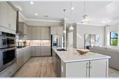 7452 Summer Court, Sarasota, FL 34231 - Photo 8