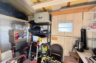 622 Mt Oak Ave NE, Saint Petersburg, FL 33702 - Photo 22