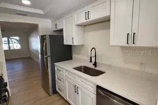 5815 18th St N, Saint Petersburg, FL 33714 - Photo 6
