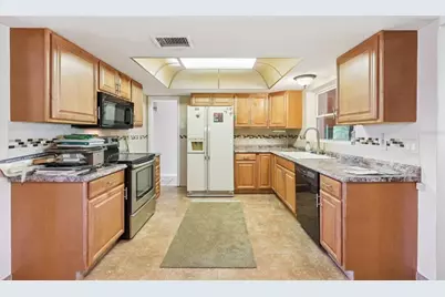 2228 NE Coachman Road, Clearwater, FL 33765 - Photo 16