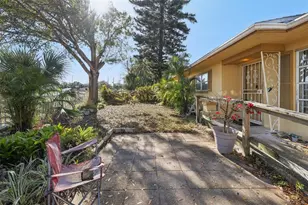 2228 NE Coachman Rd, Clearwater, FL 33765 - Photo 6