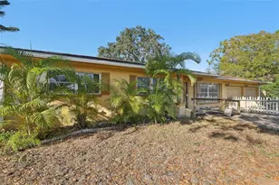 2228 NE Coachman Rd, Clearwater, FL 33765 - Photo 1