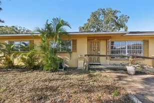 2228 NE Coachman Rd, Clearwater, FL 33765 - Photo 4