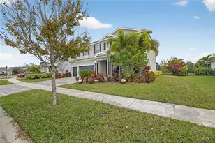 7424 Paradiso Dr, Apollo Beach, FL 33572 - Photo 4