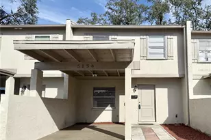 5156 Tennis Ct Cir, Tampa, FL 33617 - Photo 1