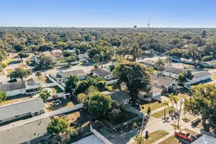 2025 Plaza Dolores, Clearwater, FL 33755 - Photo 30