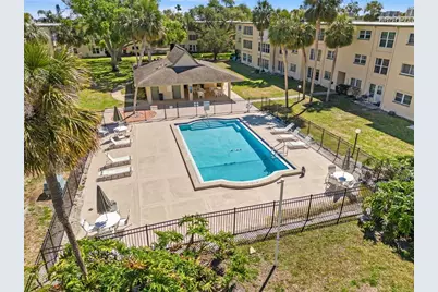 11700 Park Boulevard #202, Seminole, FL 33772 - Photo 2