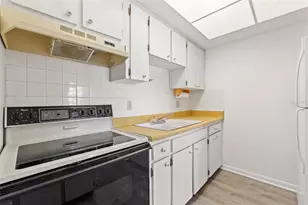 11700 Park Blvd, Seminole, FL 33772 - Photo 6