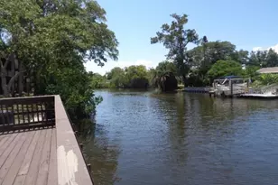 9105 Tudor Dr, Tampa, FL 33615 - Photo 22