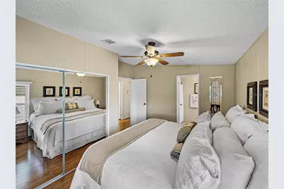 35921 Hermoso Lane, Zephyrhills, FL 33541 - Photo 22