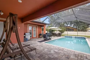 823 Floresta St, Brandon, FL 33511 - Photo 16