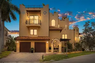 1815 Bayou Grande Blvd NE, Saint Petersburg, FL 33703 - Photo 2