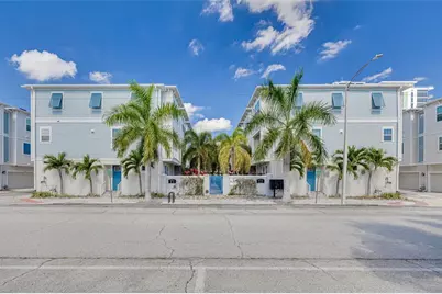 835 Burlington Avenue N, Saint Petersburg, FL 33701 - Photo 2