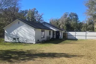 13091 Old Crystal River Rd, Brooksville, FL 34601 - Photo 2