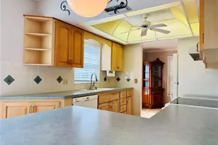 4961 Grist Mill Cir, New Port Richey, FL 34655 - Photo 10