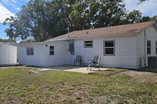 7523 Meadowlawn Dr N, Saint Petersburg, FL 33702 - Photo 22