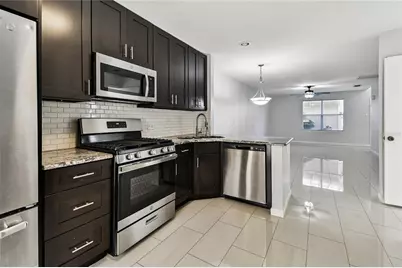 13022 Arborview Place, Tampa, FL 33618 - Photo 2