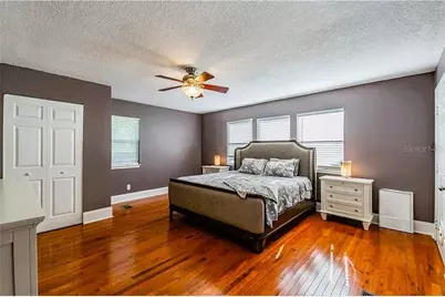 2540 Dartmouth Avenue N, Saint Petersburg, FL 33713 - Photo 16