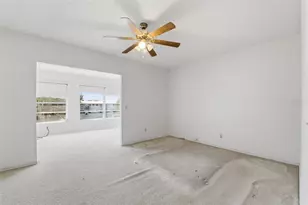 2467 Finlandia Ln, Clearwater, FL 33763 - Photo 8