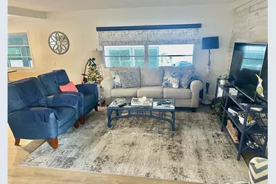 9790 66th Street N #103, Pinellas Park, FL 33782 - Photo 6