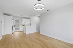 4702 W Bay View Ave, Tampa, FL 33611 - Photo 12