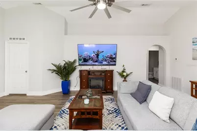 11136 Summer Star Drive, Riverview, FL 33579 - Photo 6