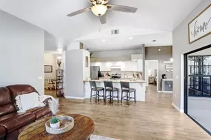 1402 Stephens Oak Ct, Plant City, FL 33567 - Photo 18