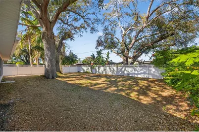 1648 Leisure Drive, Clearwater, FL 33756 - Photo 22