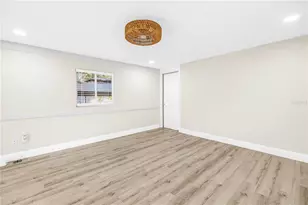 946 23rd Ave S, Saint Petersburg, FL 33705 - Photo 12