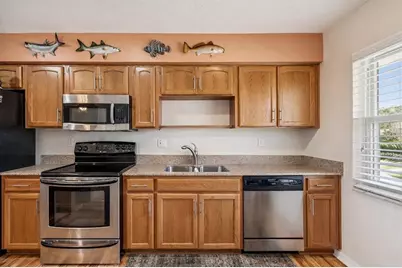 1059 S Pointe Alexis Dr, Tarpon Springs, FL 34689 - Photo 8