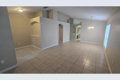 30548 Lanesborough Circle, Wesley Chapel, FL 33543 - Photo 2